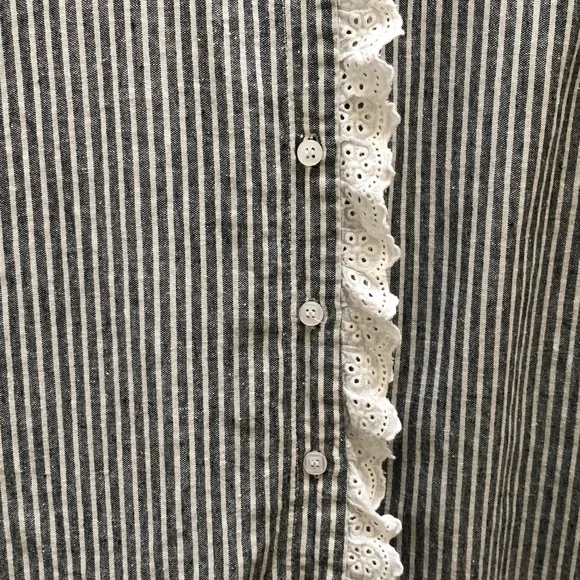 Malina | Gray and white striped shirt sleeved blouse with trim detail - Picture 4 of 11